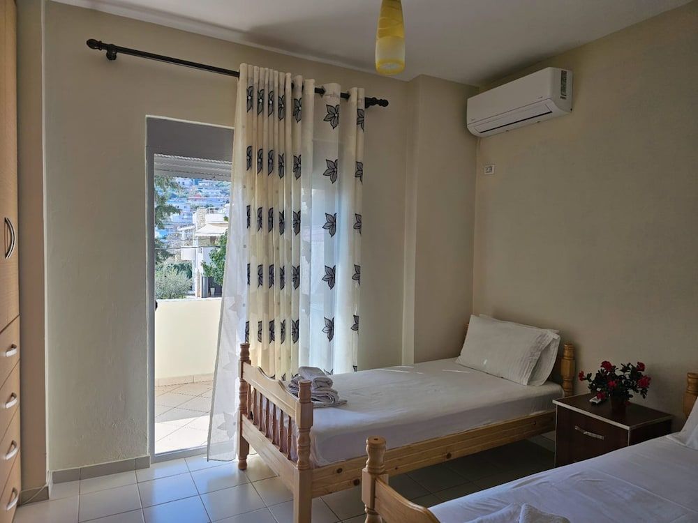 Albania Dream Holidays Accommodation - Room - 2