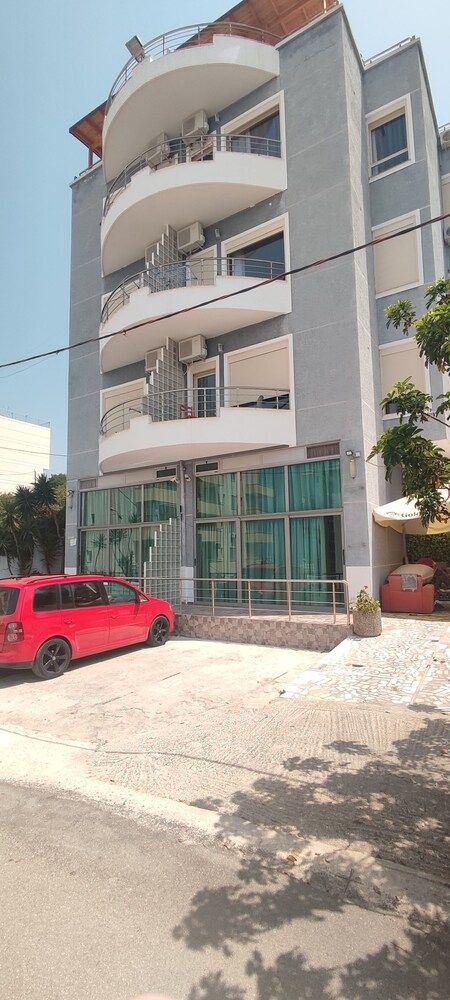 Summer Gate Aparthotel - Exterior