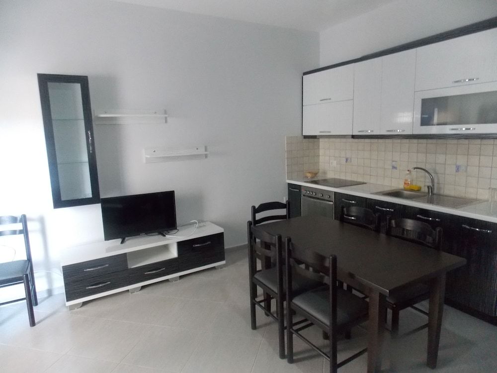 Doka Luxury Apartments - Private kitchen - 4