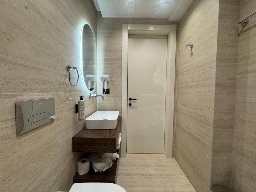 Erdeti Boutique Hotel - Bathroom - 4