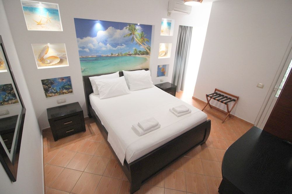 Hotel Oskar - Room - 2