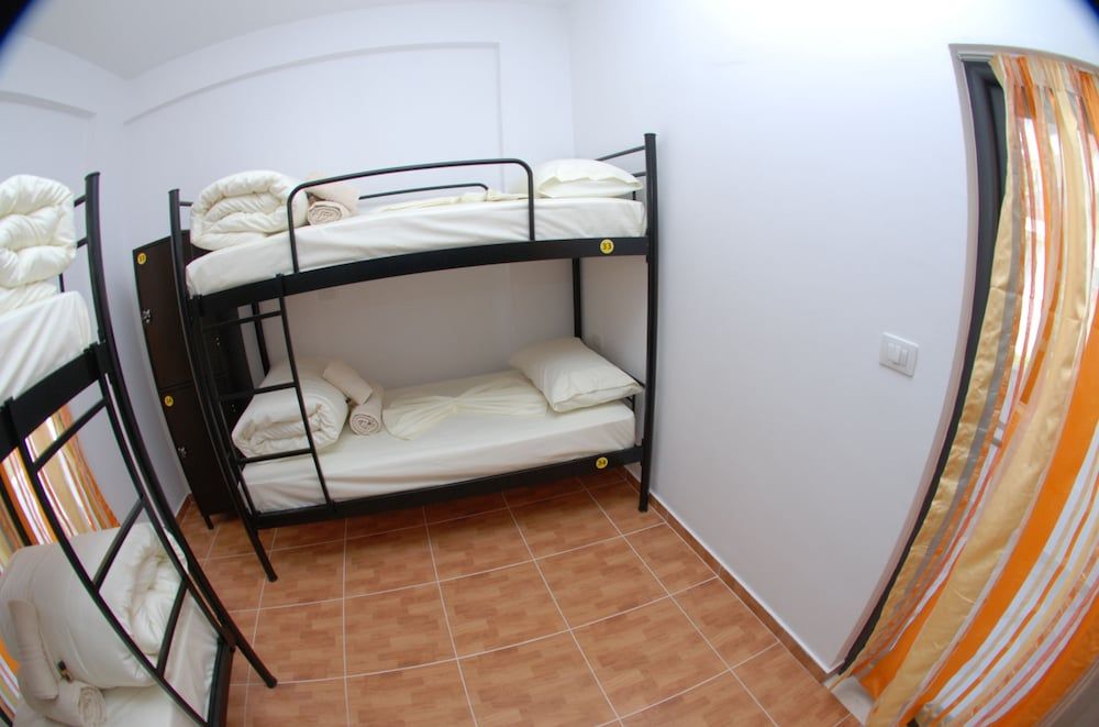 Sunset Hostel - Room