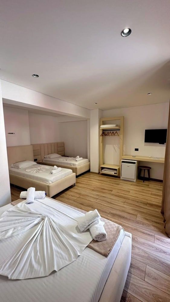 Hotel Vola - Room - 4