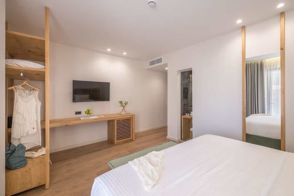 Glow Boutique Hotel & Suites - Room - 3