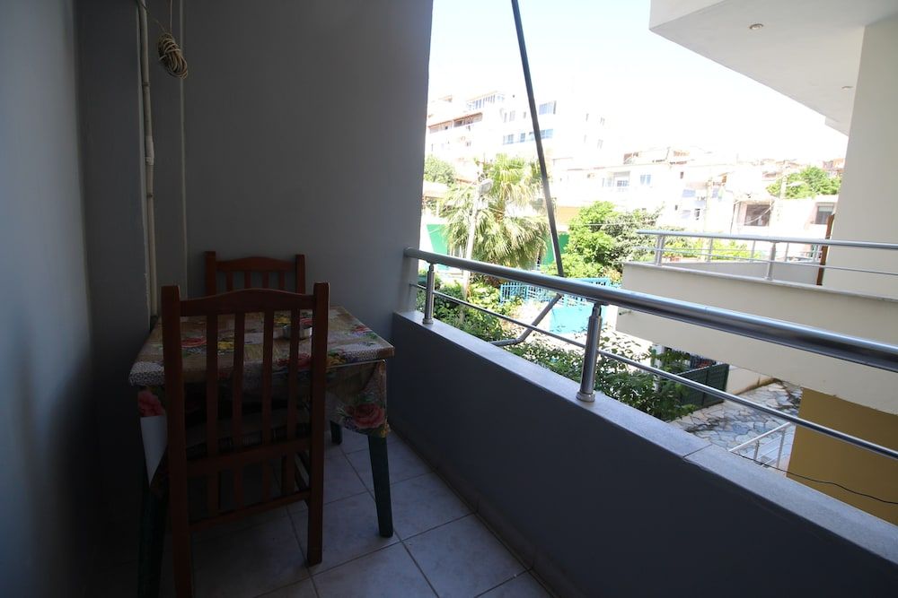 Andy Apartments - Balcony - 1