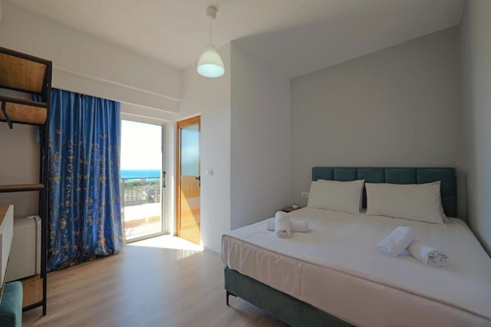 Hotel Holiday - Room - 3