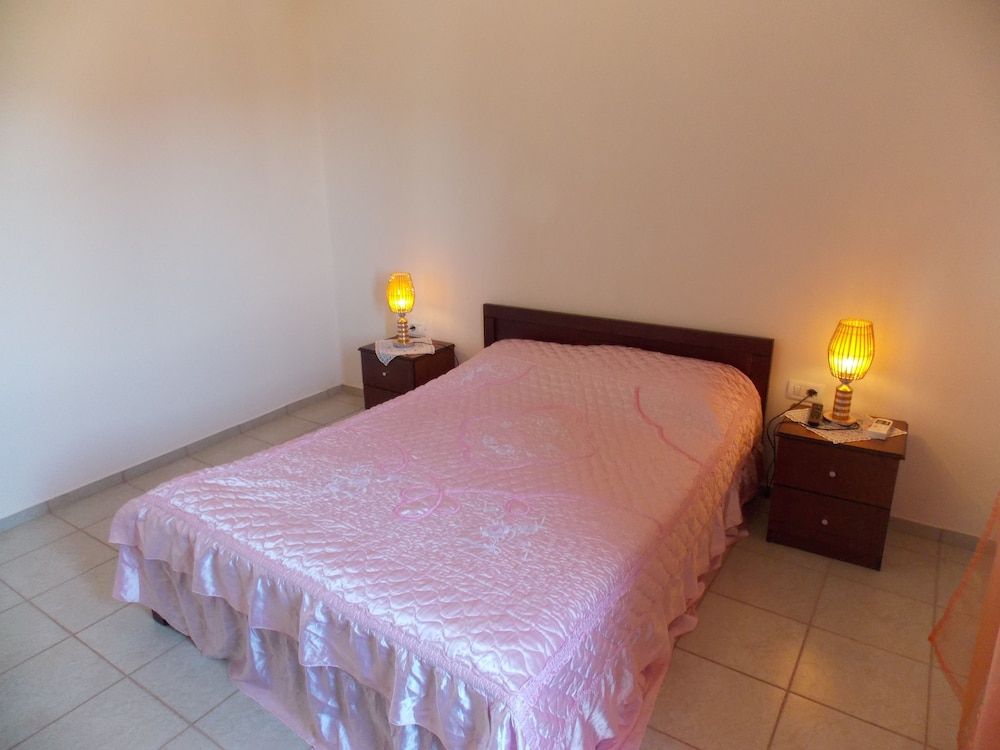 Ylli Apartments Saranda - Room - 1