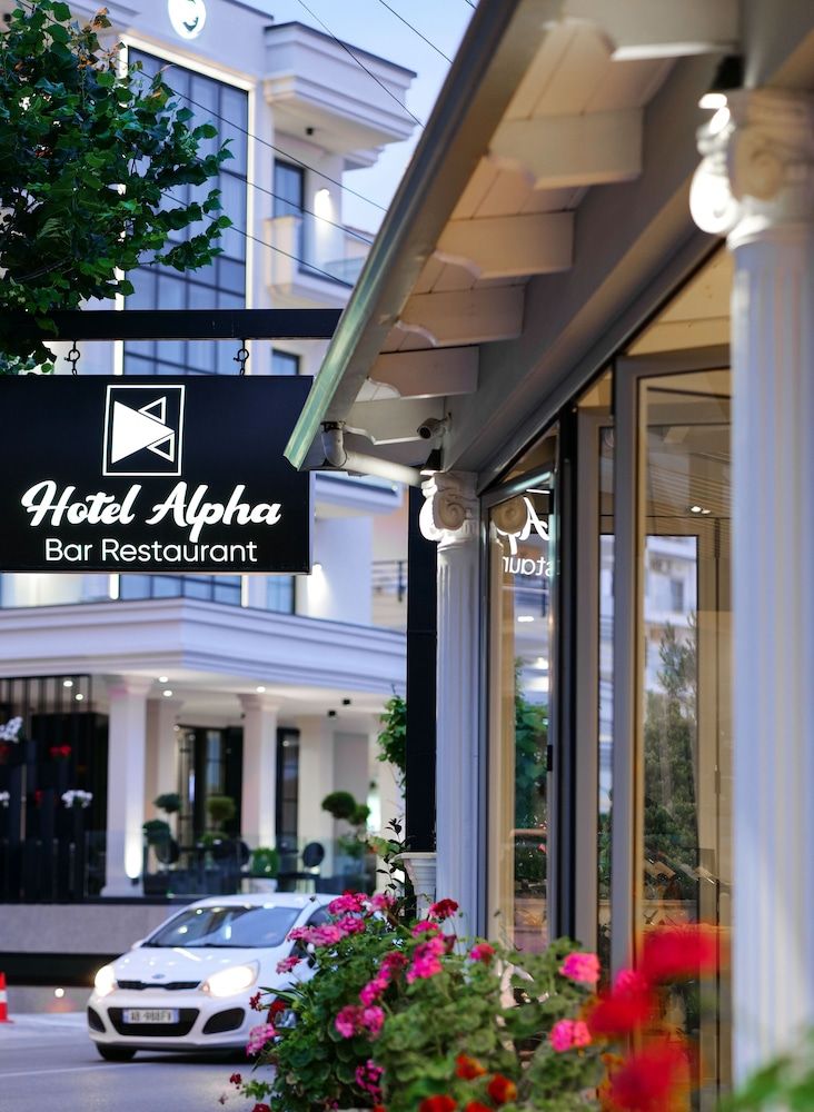 Hotel Alpha - Property entrance