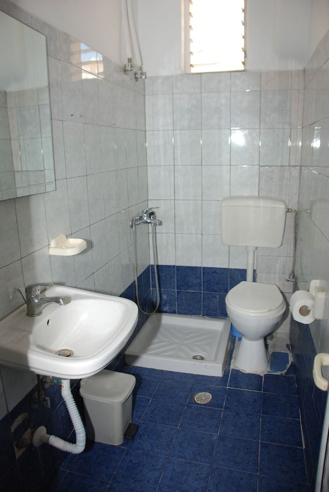 Casa Mia Hotel - Bathroom - 1