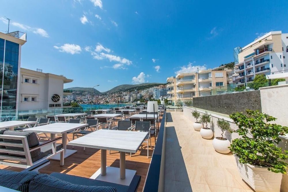 Hotel Agimi - Terrace/patio - 1