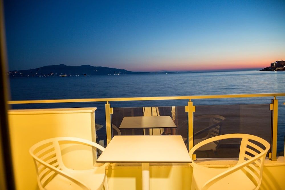 Hotel Jaroal - Beach/ocean view