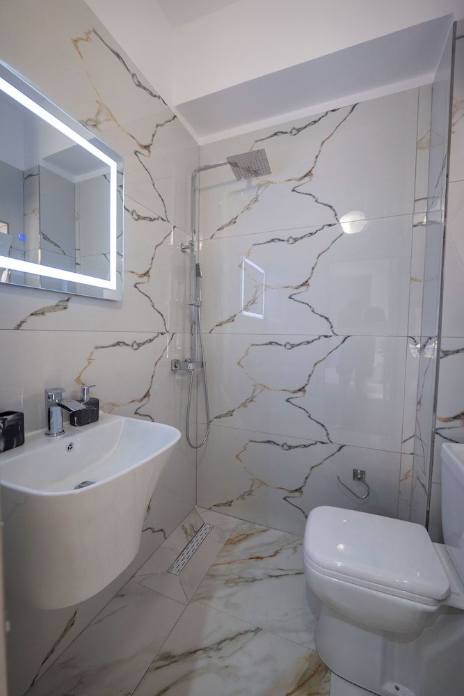 Hotel Porti - Bathroom - 3