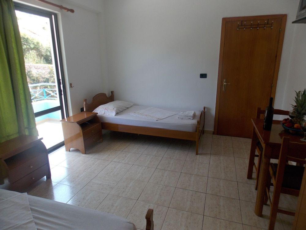 Blue Saranda Hotel - Room - 4