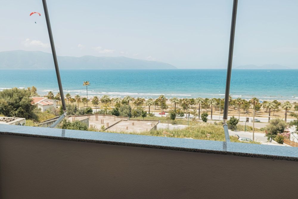 Voyage Villa - Balcony - 3