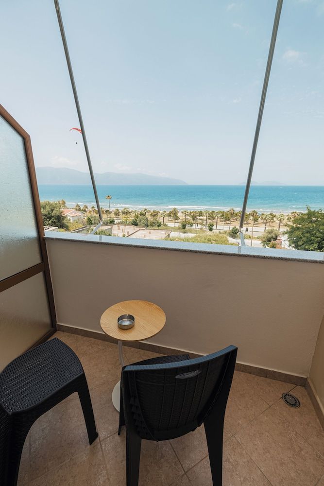 Voyage Villa - Balcony - 4