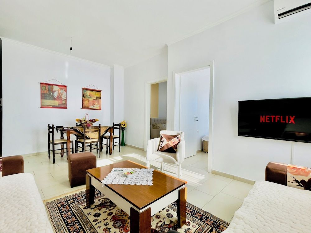 Seaview 2 Apartments Rental Vlore - Interior - 1