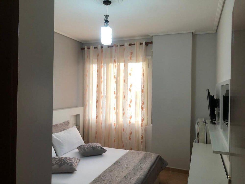 Stunning 1-bed Apartment in Vlore - Room - 4