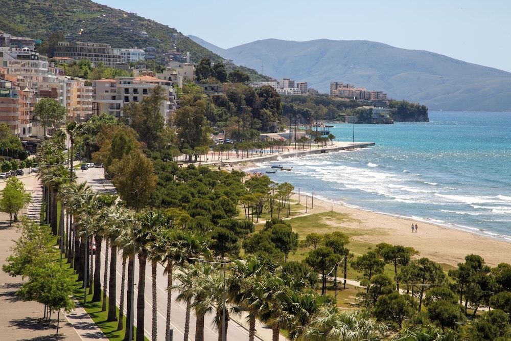 Abi's Hotel & SPA Vlore - Exterior