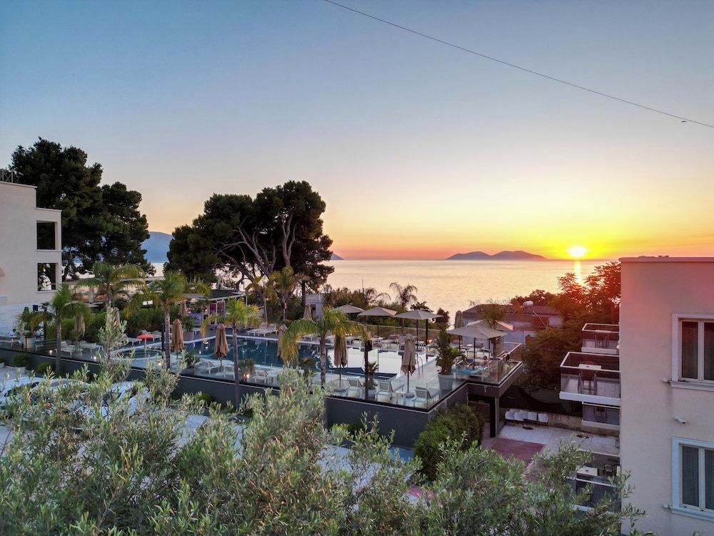 Le Palazzine Hotel - Exterior - 1