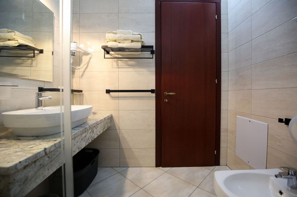 Hotel Rolex - Bathroom