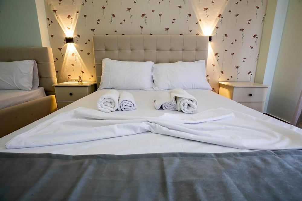 Hotel Panorama - Room - 4