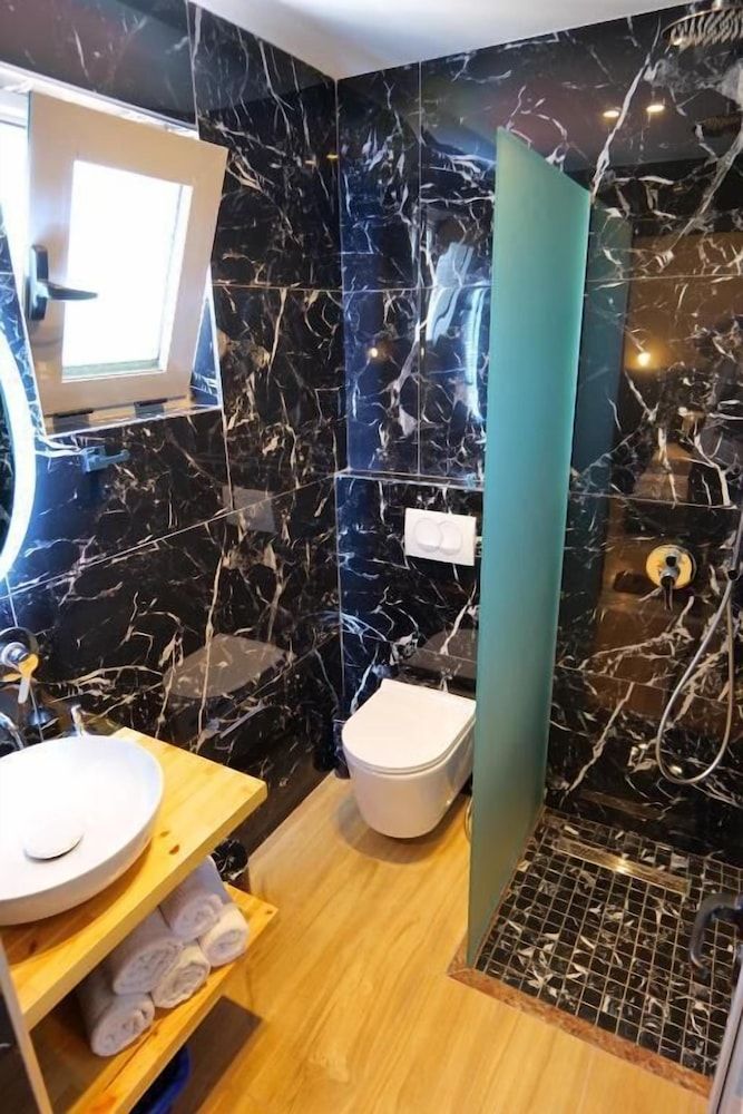 Villa CACA - Bathroom - 1