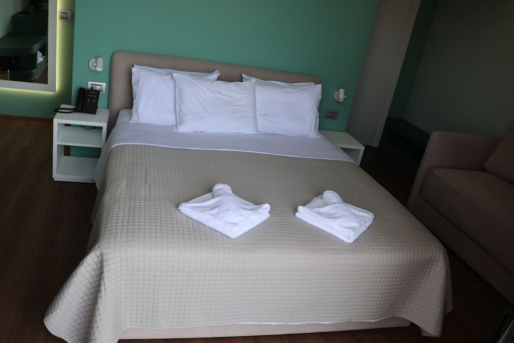 Hotel Porta Ksamil - Room - 4