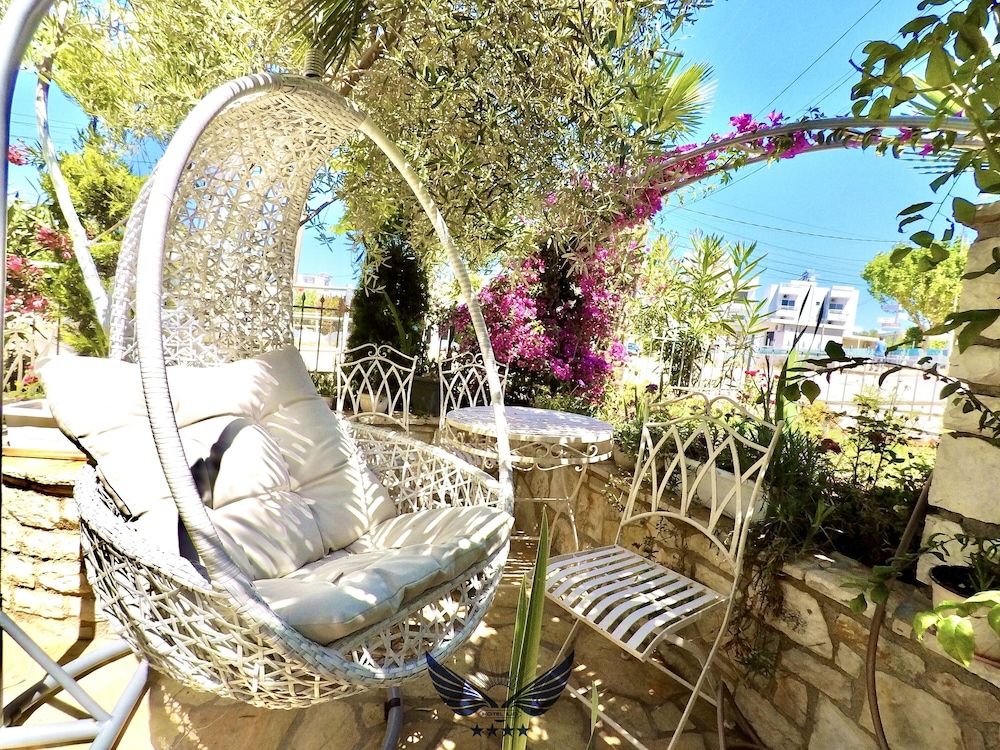 Ilio Boutique Hotel - Exterior - 1