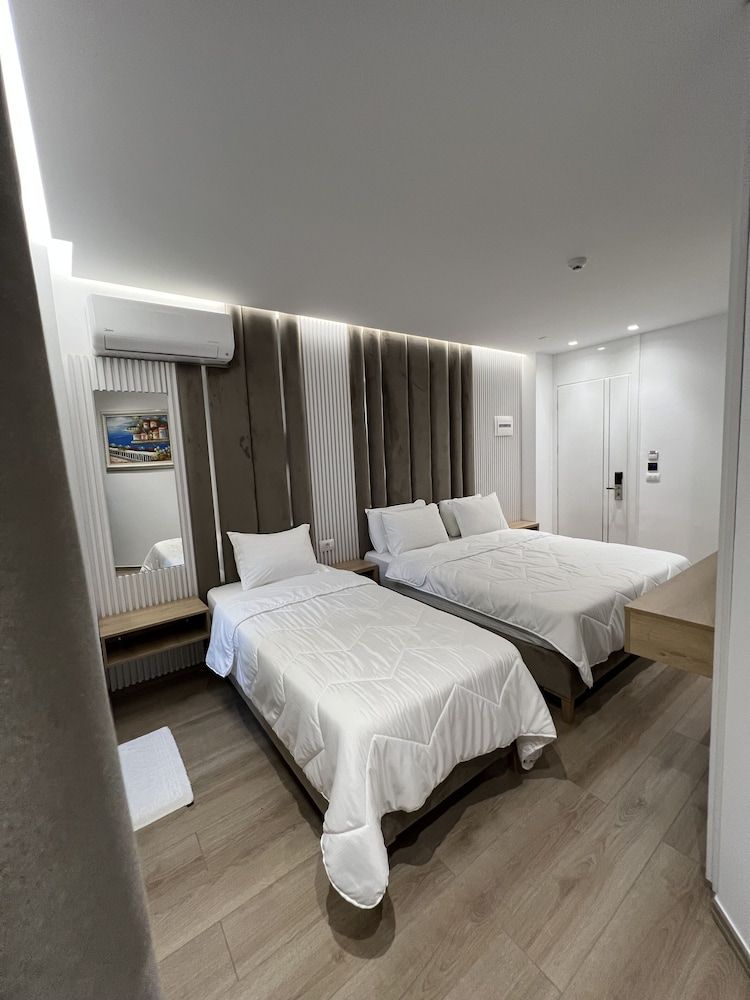 Ilio Boutique Hotel - Room - 3