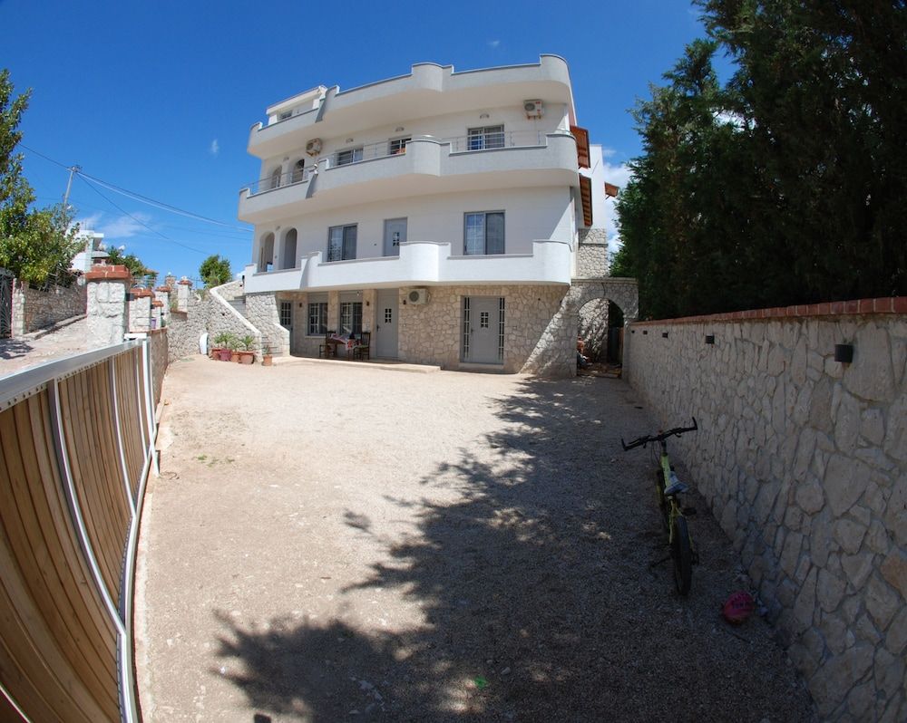 Vila Anhel - Exterior - 1