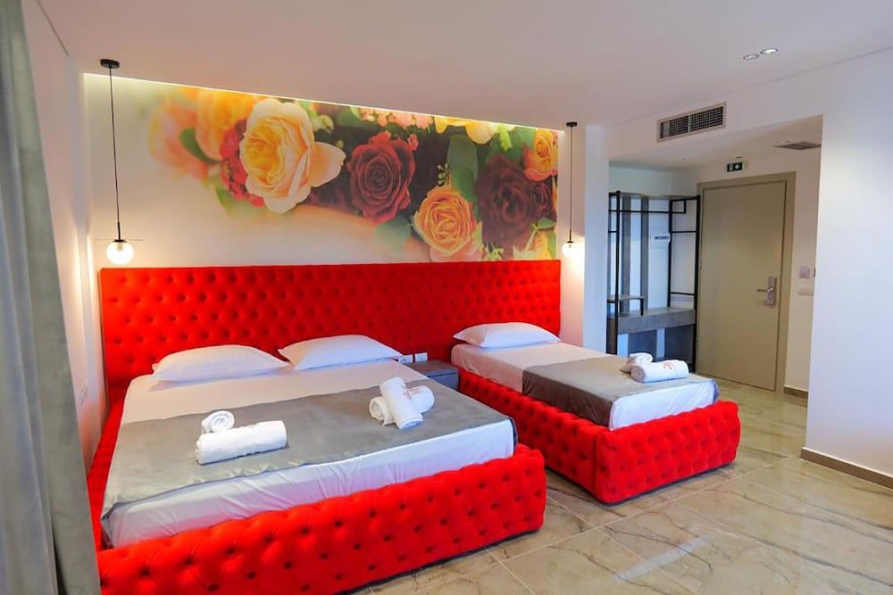 Hotel Eagle - Room - 1