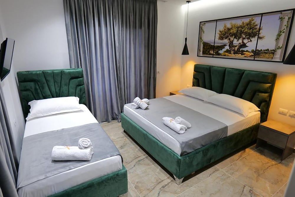 Hotel Eagle - Room - 2