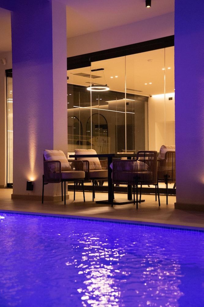 Hotel Colosseum - Exterior - 2