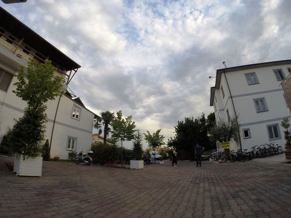 Hotel Bicaj - Property grounds - 1