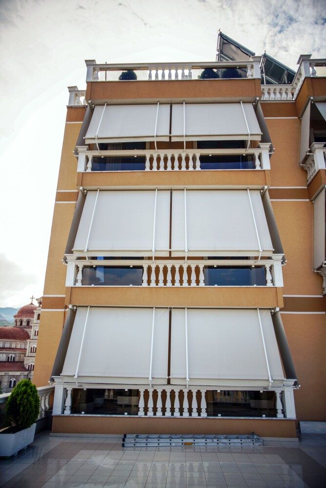 Hotel Borova - Exterior