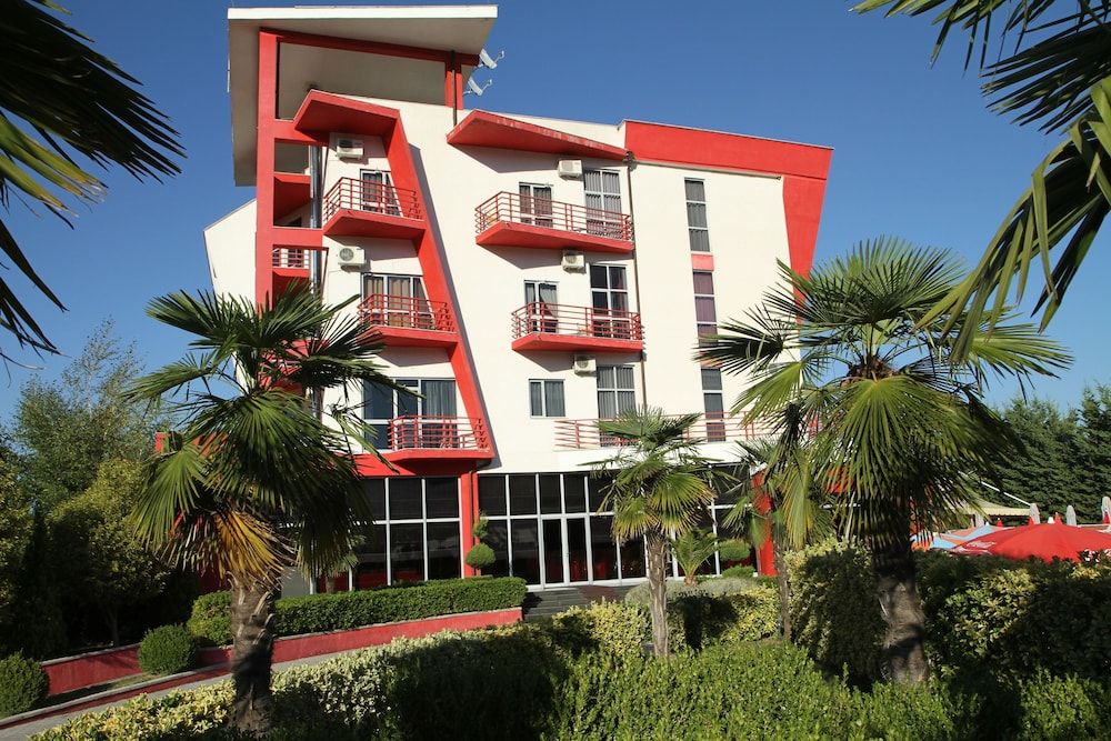 Hotel Class - Exterior