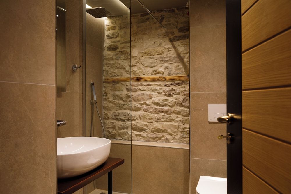 Furra Restaurant & Rooms - Bathroom - 4