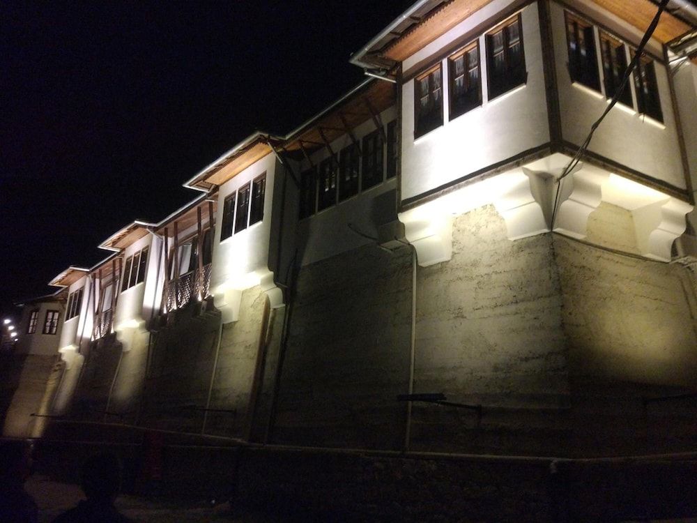 Hotel Kodra - Exterior - 2