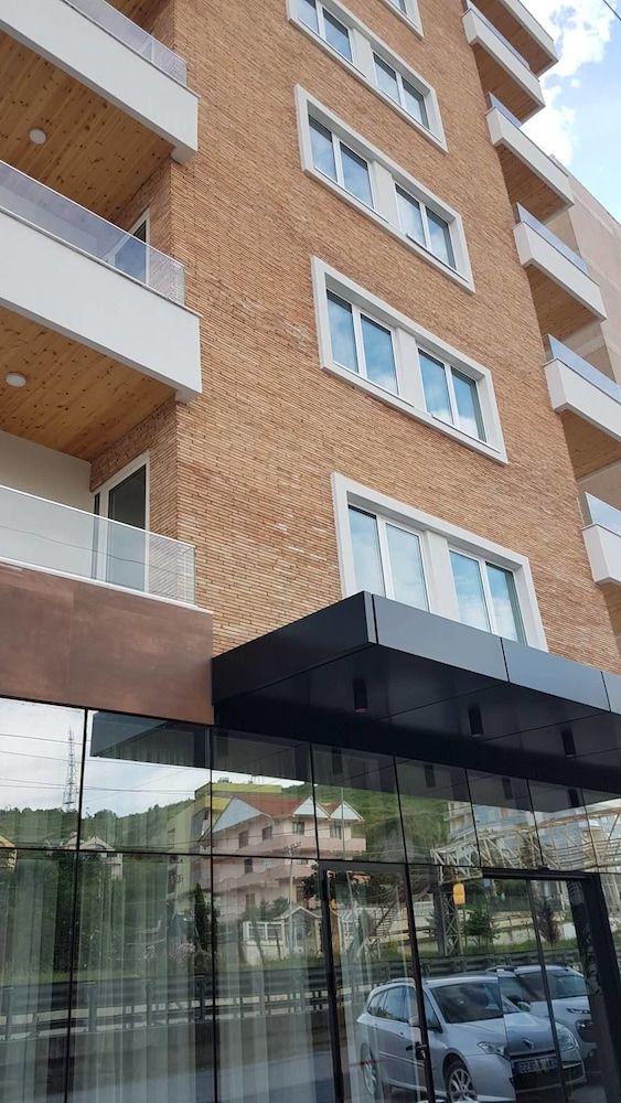 Blue Marine Hotel - Property entrance - 3