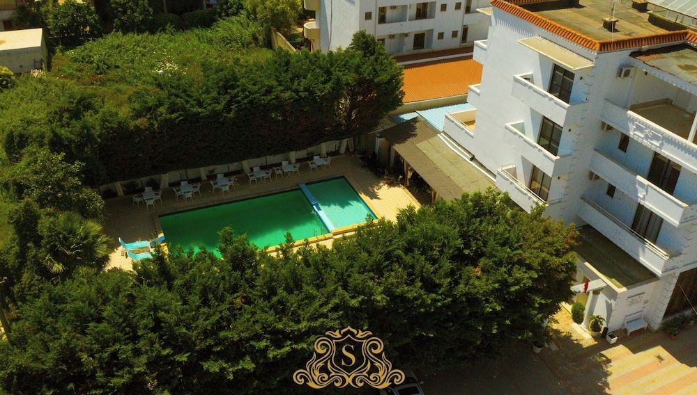Hotel Sorrente - Exterior - 3