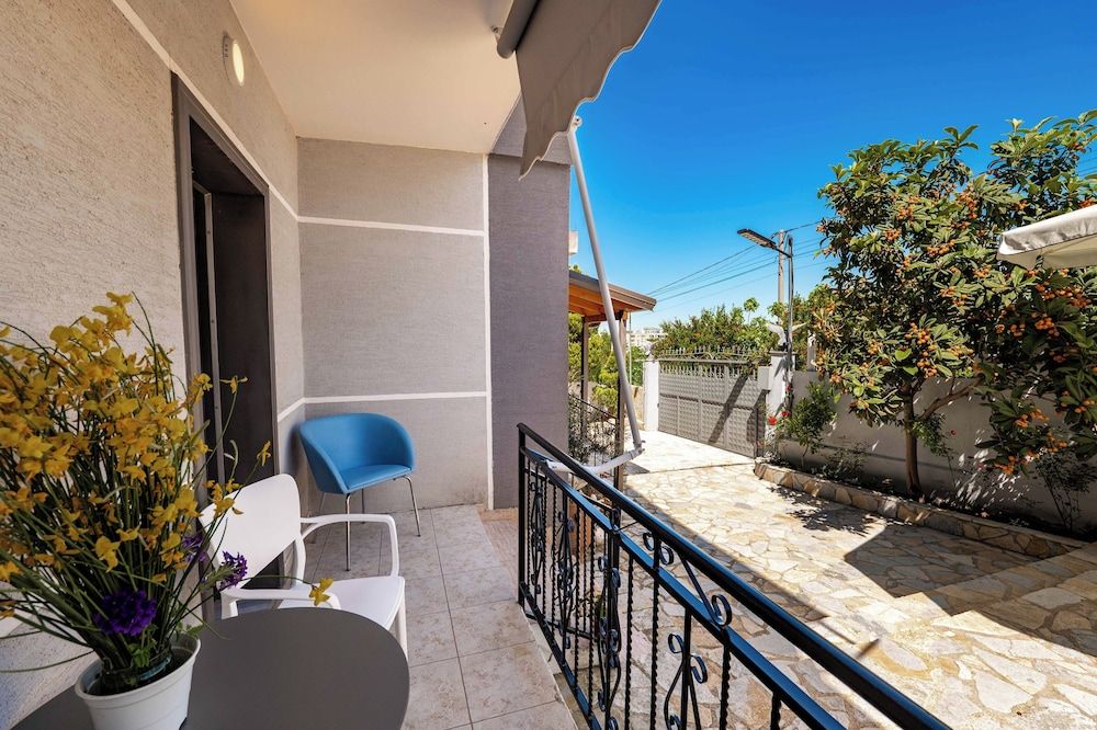 Kalpazo Kaja Vila Garden - Balcony - 2