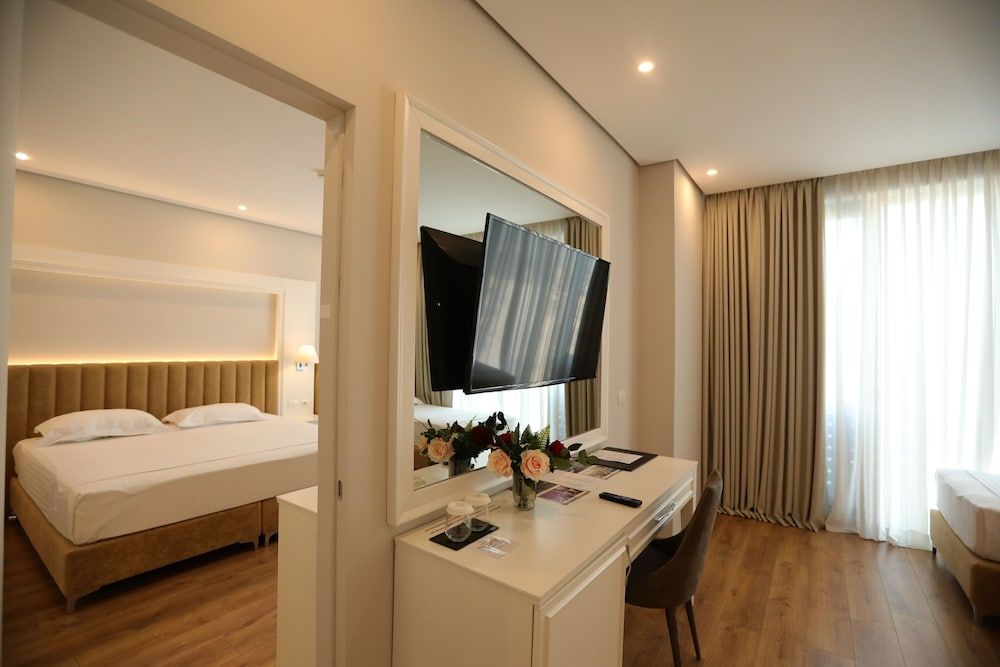 Premium Beach Hotel - Room - 3