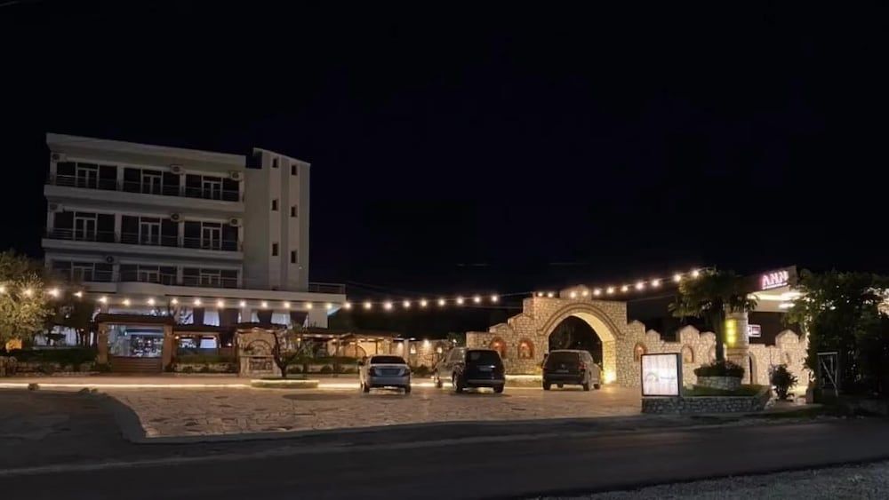 Flogeri world - Exterior - 2