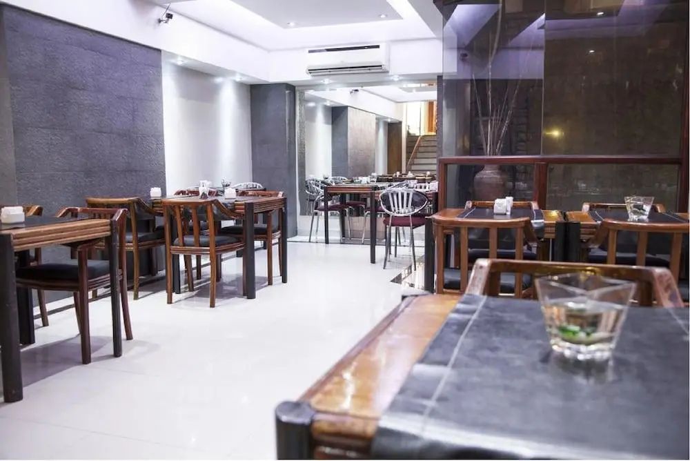 Tritone Hotel - Dining - 2