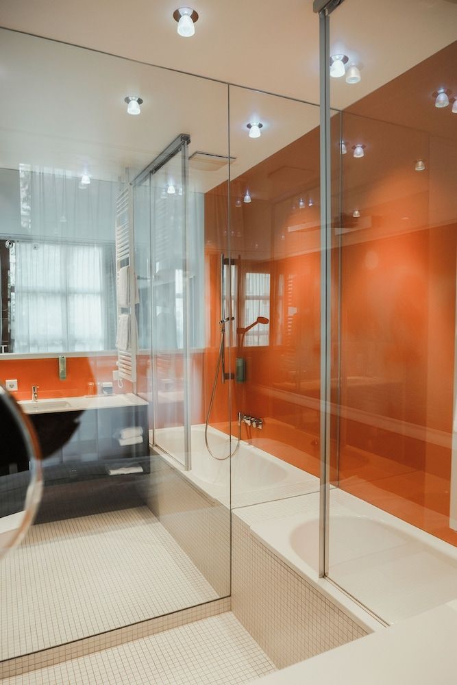 arte Hotel Linz - Bathroom