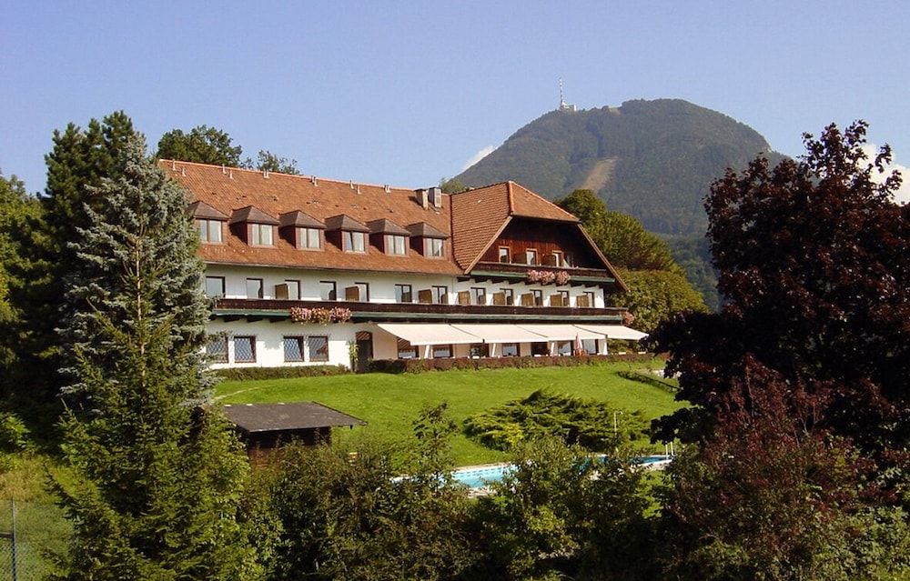 Hotel Schöne Aussicht - Exterior