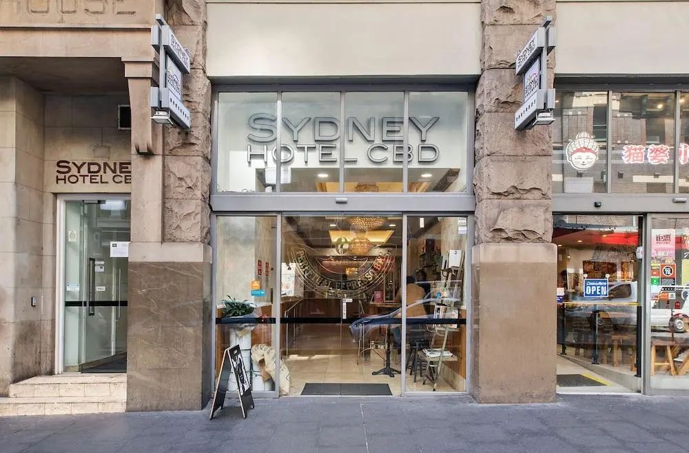 YEHS Hotel Sydney CBD - Front of property - 2