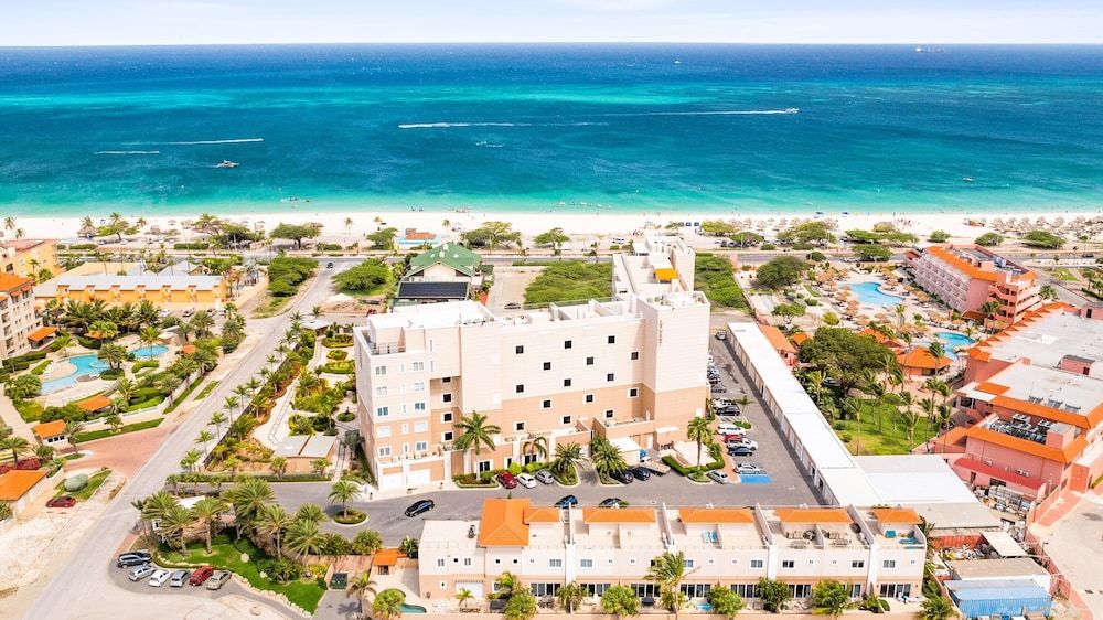 Bocobay LeVent Condos - Exterior