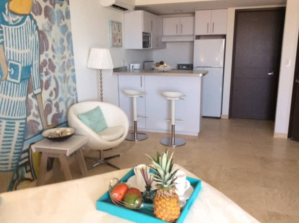 Lovely Sea View,eagle Beach, Oasis Condominium Wifi - Interior - 4