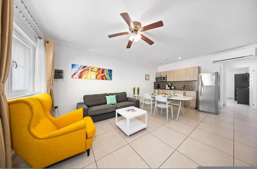 Lovely 1br1ba Condo Walk to Beach Pool BBQ - Room - 1